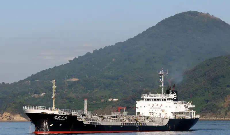 HAI JUN Tanker IMO 9054896 photo 4