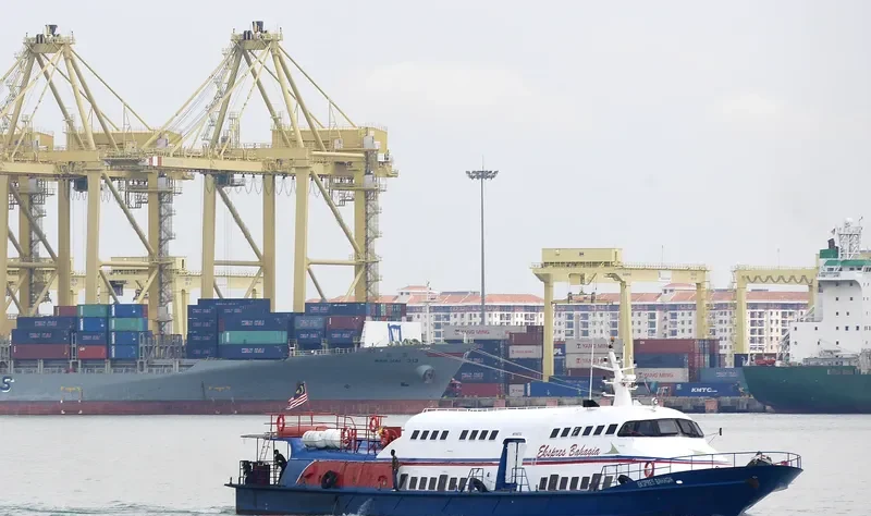 EKSPRES BAHAGIA Passenger Ship IMO 9055735