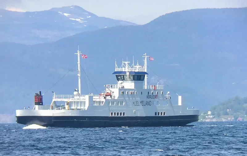 HJELMELAND Ro-Ro IMO 9055747 photo 4