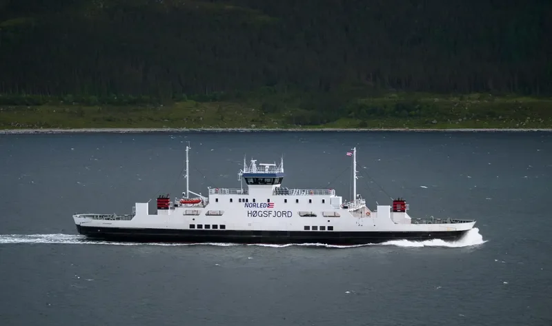 HOGSFJORD Ro-Ro IMO 9055759 photo 2