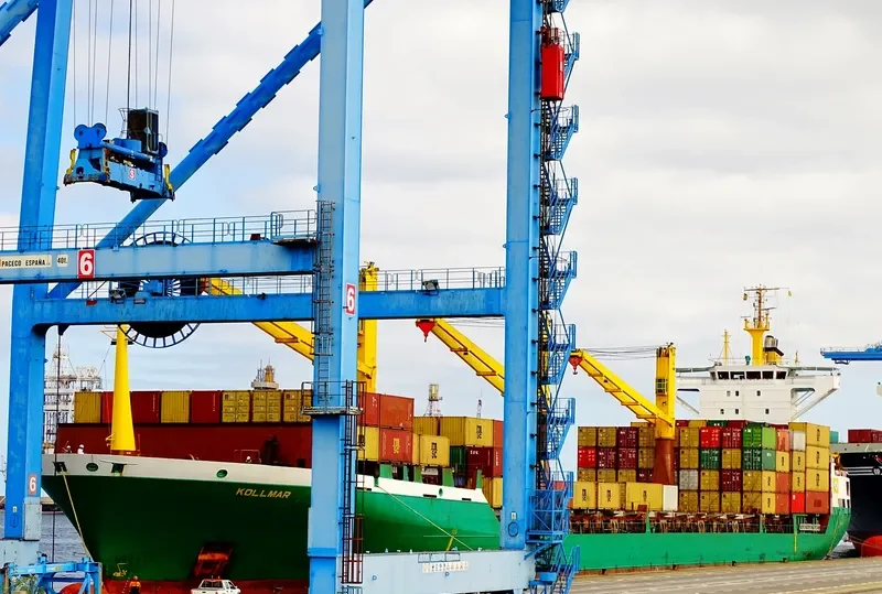 KOLLMAR Container Ship IMO 9056284 photo 6