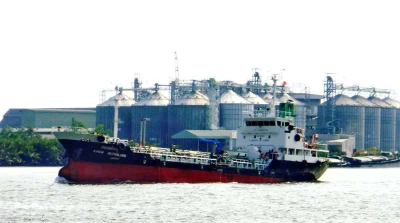 KANOK MUTHALONG Tanker IMO 9057836 photo 7
