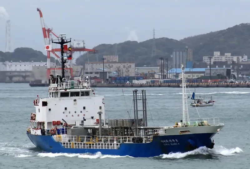 EIWA MARU NO.8 Tanker IMO 9058139 photo 8