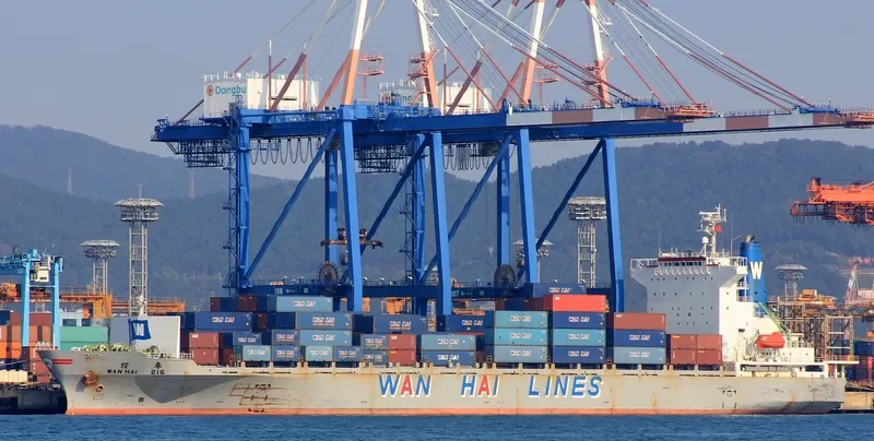 WAN HAI 216 Container Ship IMO 9059145 photo 7