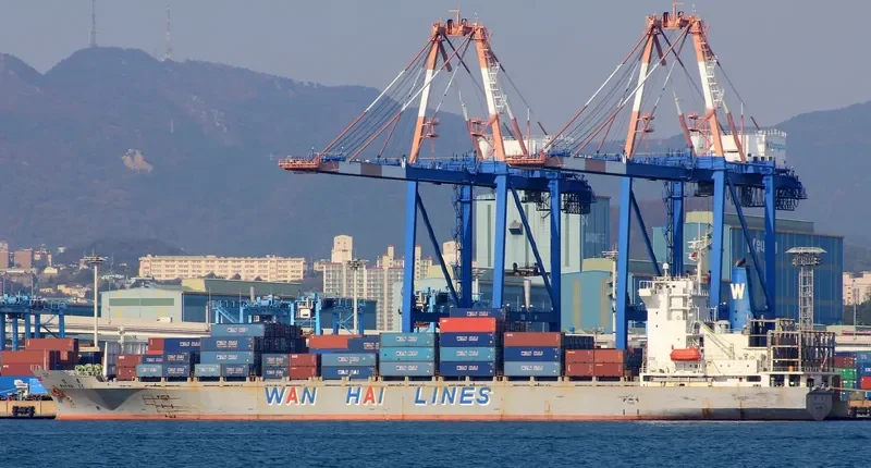 WAN HAI 216 Container Ship IMO 9059145 photo 8