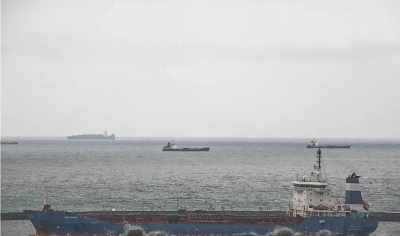 ORIENT WELL Tanker IMO 9059688 photo 3