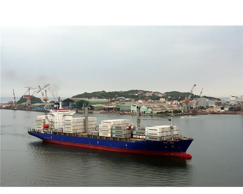 MCC JAVA Container Ship IMO 9060297 photo 7