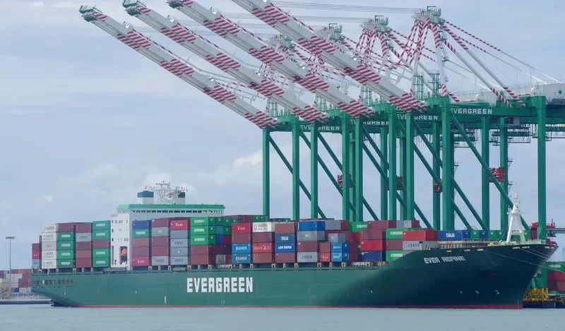 EVER REFINE Container Ship IMO 9061124 photo 5