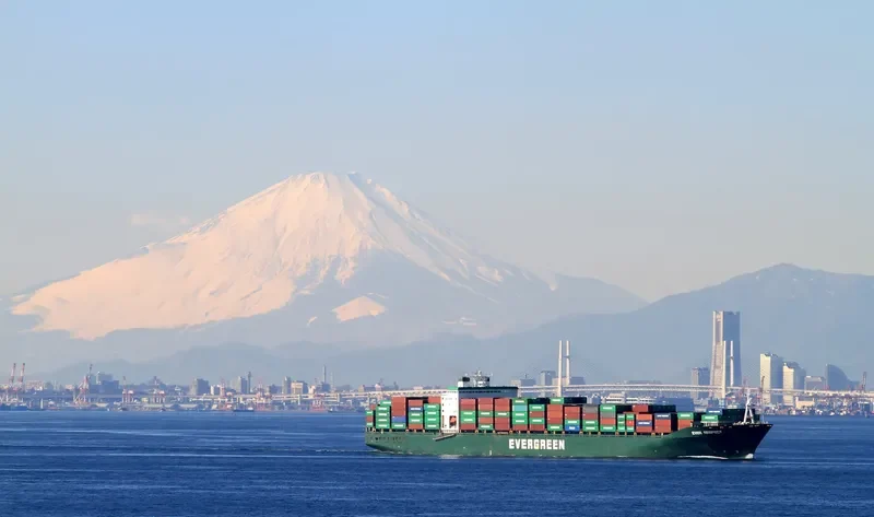 EVER RESPECT Container Ship IMO 9061136 photo 9