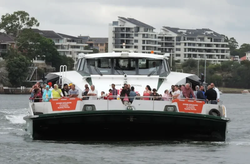 EVONNE GOOLAGONG Passenger Ship IMO 9062049 photo 3