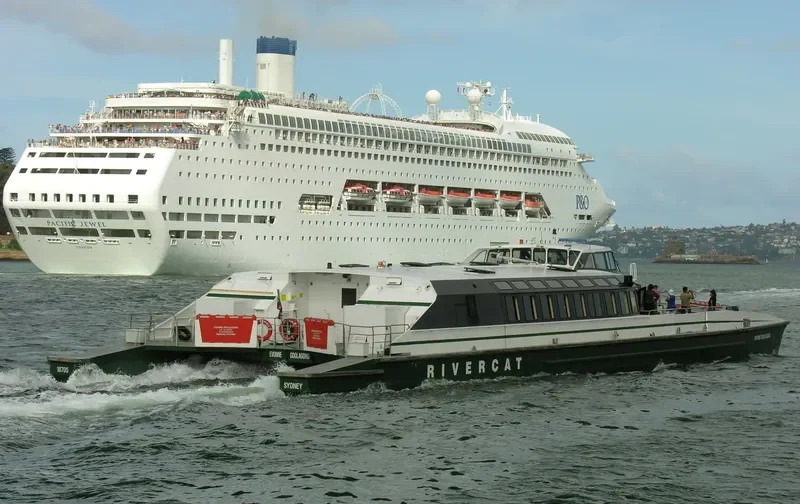 EVONNE GOOLAGONG Passenger Ship IMO 9062049 photo 8