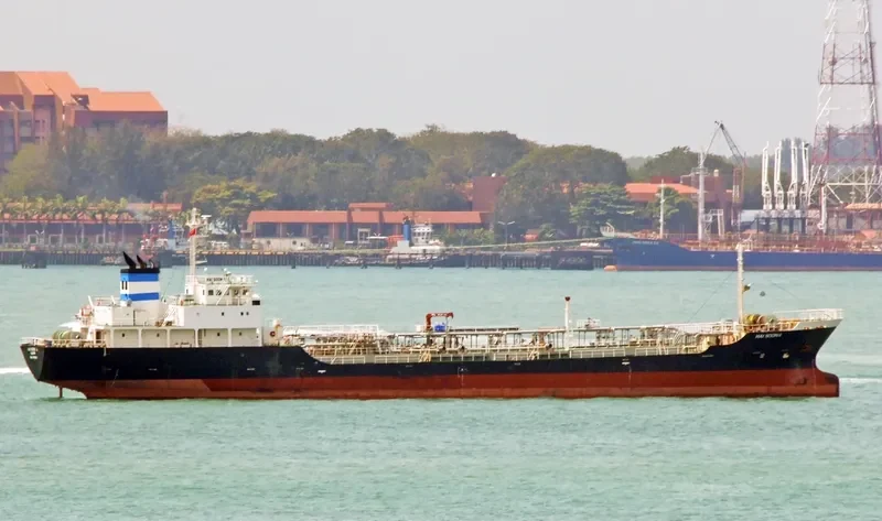 NORTH EAST 33 Tanker IMO 9062697 photo 3