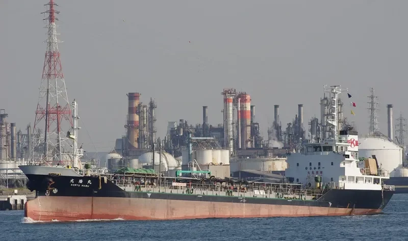 SUCHANYAPORN Tanker IMO 9063495 photo 2