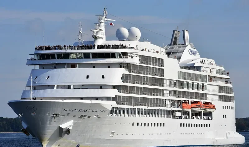 SEVEN SEAS NAVIGATOR Passenger Ship IMO 9064126 photo 4