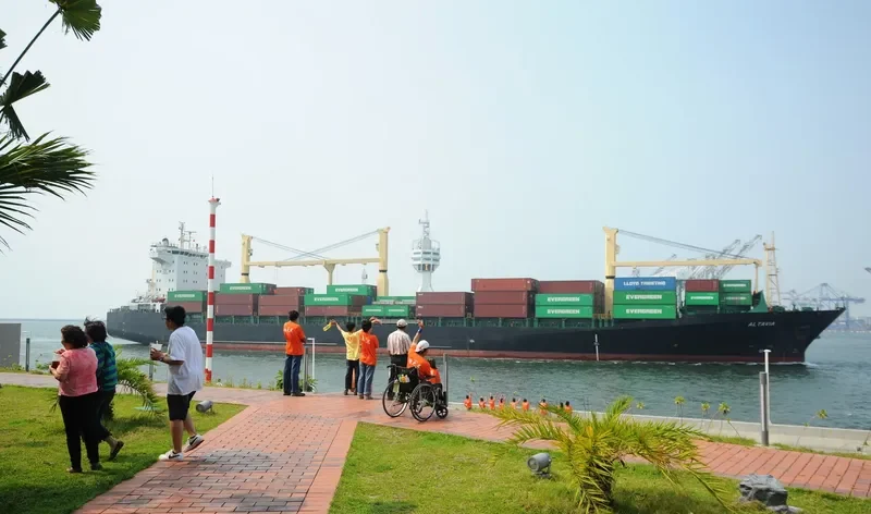 ALTAVIA Container Ship IMO 9064322 photo 6