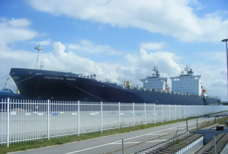 ZHONGWAIYUNHUMEN Container Ship IMO 9064841 photo 2