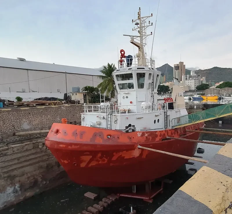 TUG SIR GAETAN General Cargo IMO 9065340 photo 6