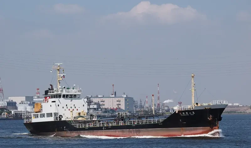 DOLPHIN 1 Tanker IMO 9066435