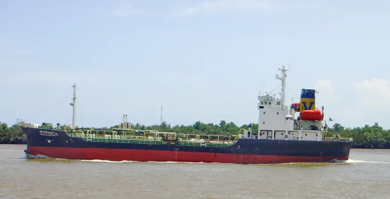 SURATCHANYA Tanker IMO 9066930 photo 9
