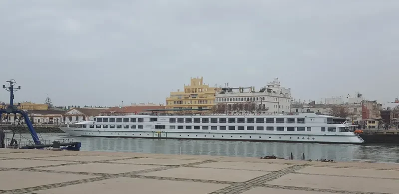 LA BELLE DE CADIX Passenger Ship IMO 9068938 photo 3