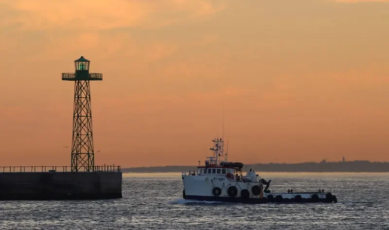 SEA CARRIER Offshore Vessel IMO 9069853 photo 7