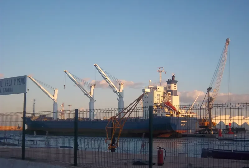 GLORY 2 Container Ship IMO 9070008 photo 9