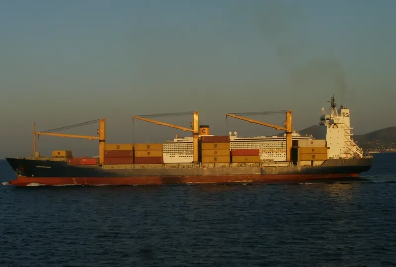 BUXSAILOR Container Ship IMO 9070022 photo 6