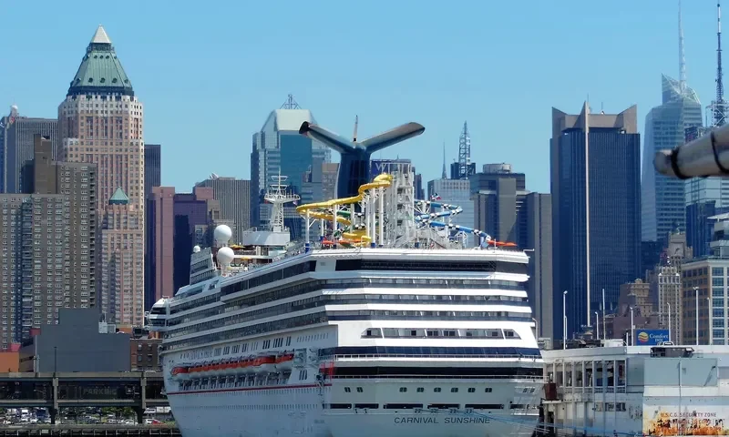 CARNIVAL SUNSHINE Passenger Ship IMO 9070058