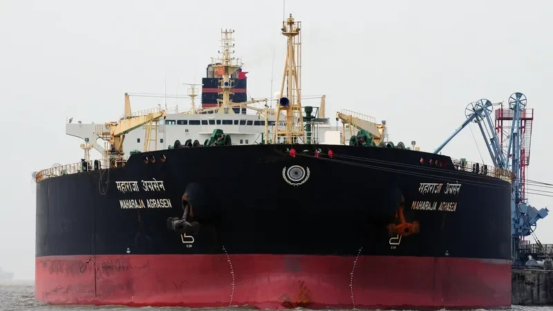 SAAVI Tanker IMO 9070149 photo 4