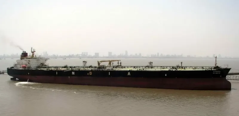 GURU GOBIND SINGH Tanker IMO 9070151 photo 4