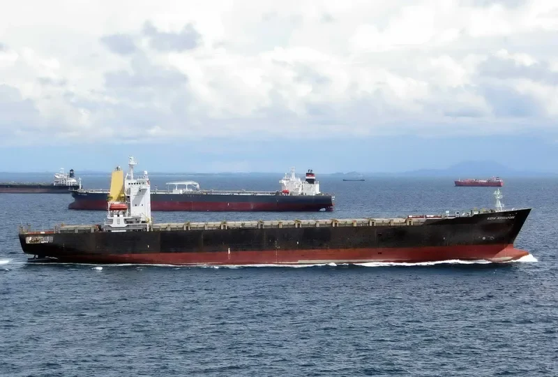 XIN FENG NINGBO Container Ship IMO 9070163 photo 4