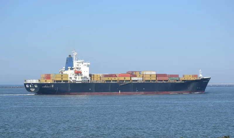 ATHENS TRADER Container Ship IMO 9070175 photo 4