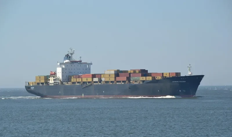 ATHENS TRADER Container Ship IMO 9070175 photo 5