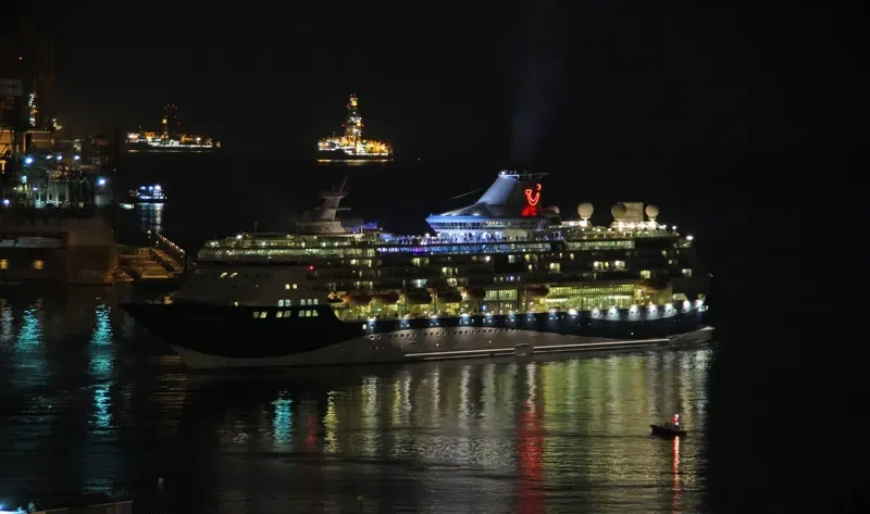 MARELLA DISCOVERY 2 Passenger Ship IMO 9070620 photo 2