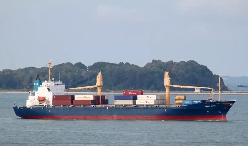 YOSSA BHUM Container Ship IMO 9072525 photo 2