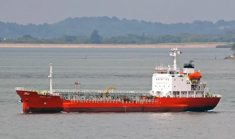 ORIENTAL GLORY Tanker IMO 9072587 photo 2