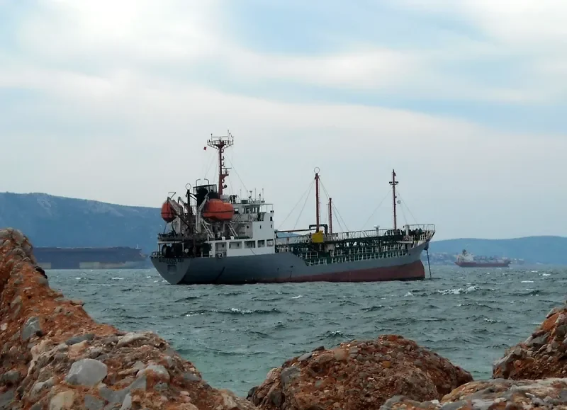 CHAMPION Tanker IMO 9072654 photo 10