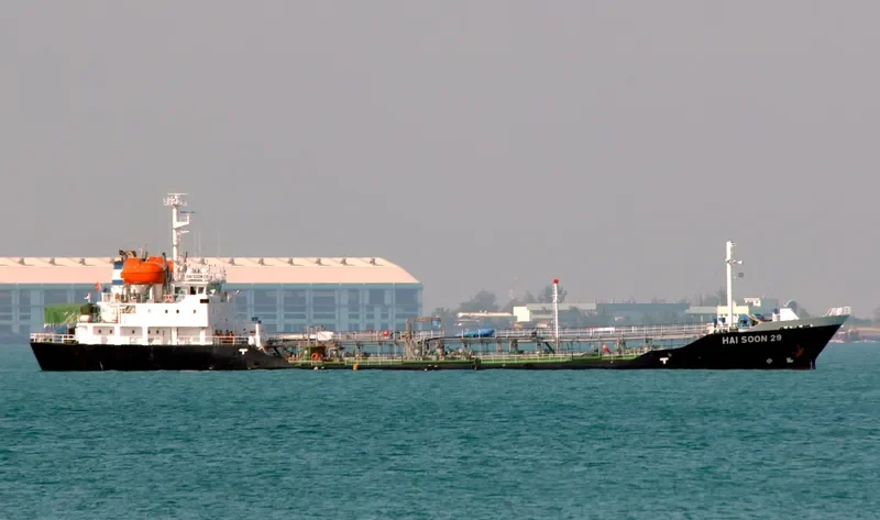 HAI SOON 29 Tanker IMO 9072733 photo 3