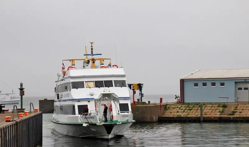 ADLER EXPRESS General Cargo IMO 9073098 photo 7