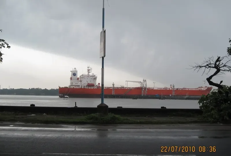 DAWN MEERUT Tanker IMO 9073737 photo 3