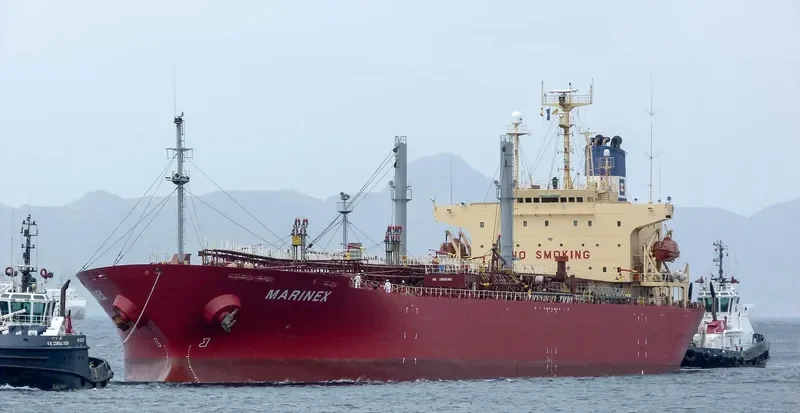 BRAVE WORTH Tanker IMO 9074420 photo 7