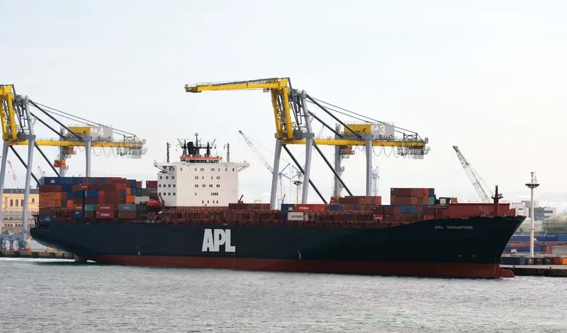 APL SINGAPORE Container Ship IMO 9074547 photo 2