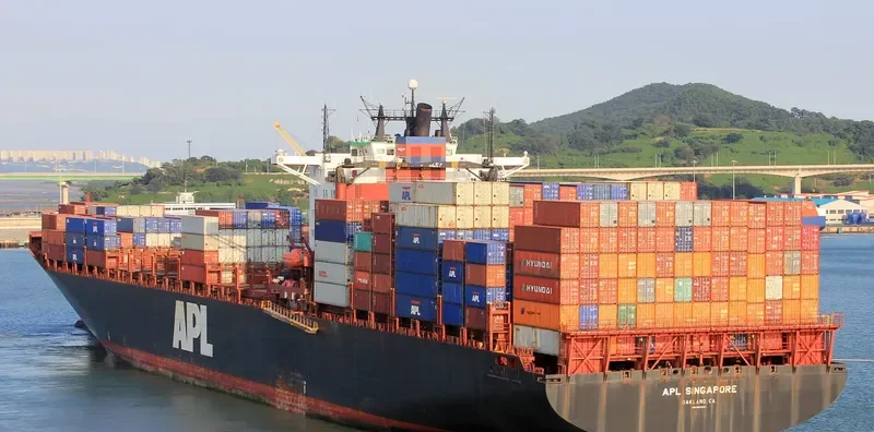 APL SINGAPORE Container Ship IMO 9074547 photo 9