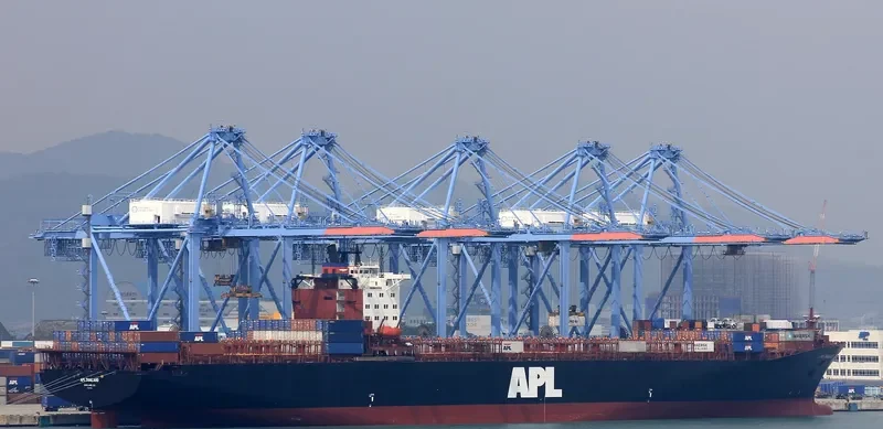 APL THAILAND Container Ship IMO 9077123 photo 6