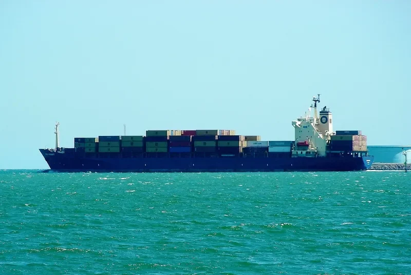 XIN FENG GUANG ZHOU Container Ship IMO 9077288 photo 5