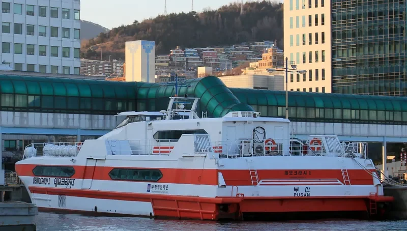 KAWIN1422 Passenger Ship IMO 9077472 photo 3