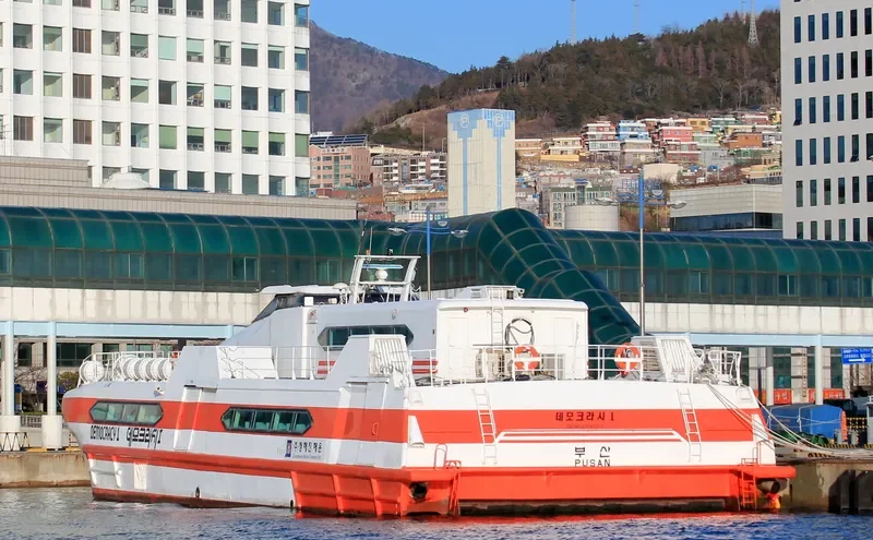 KAWIN1422 Passenger Ship IMO 9077472 photo 4