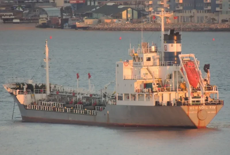 VEMAOIL XIV Tanker IMO 9078414 photo 2