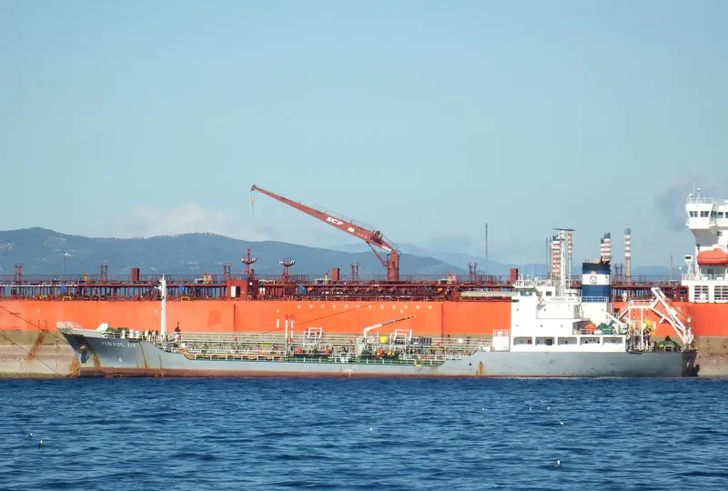 VEMAOIL XIV Tanker IMO 9078414 photo 4