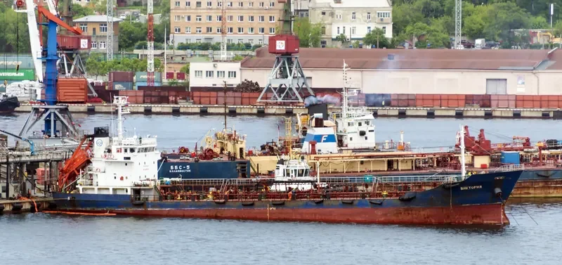 VICTORIA Tanker IMO 9078426 photo 5